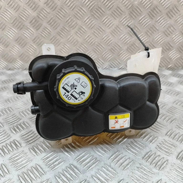 Coolant expansion tank/reservoir 8W838101AA