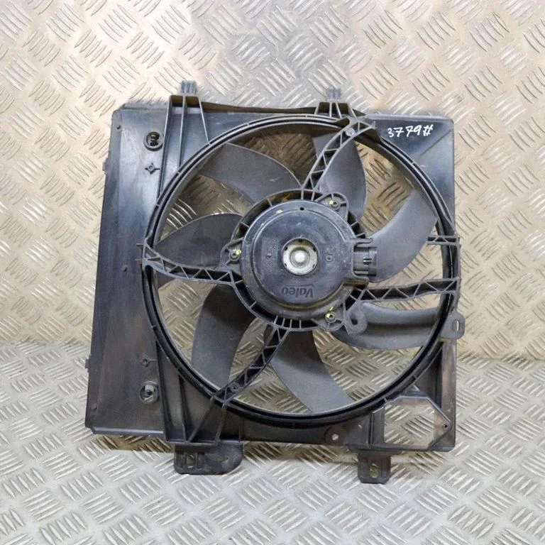 Radiaatori ventilaatori difuusor 9829774580