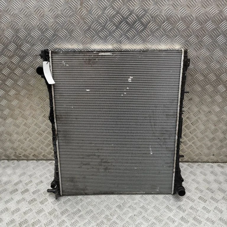 Coolant radiator FPLA19E839BB