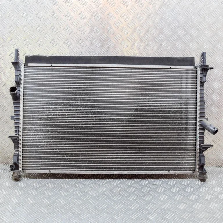 Coolant radiator