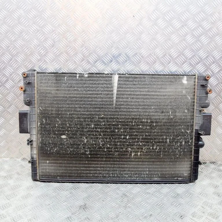 Coolant radiator – Iveco Daily 4th gen (2006-2011)