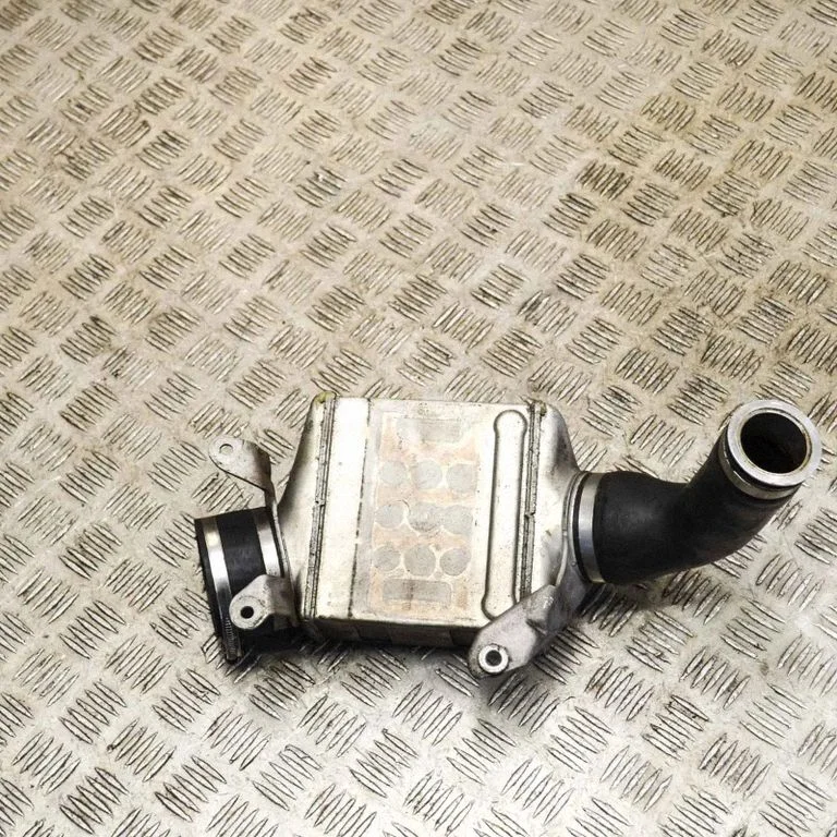 Intercooler radiator – BMW 7 Series F01 F02 F03 F04 (2008-2016)
