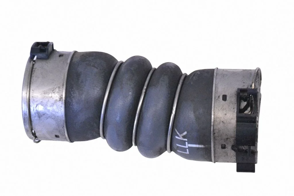 Starpdzesētāja šļūtene (-es)/ caurule (-es) – BMW 3. sērija F30 F35 F31 (2012-2018)