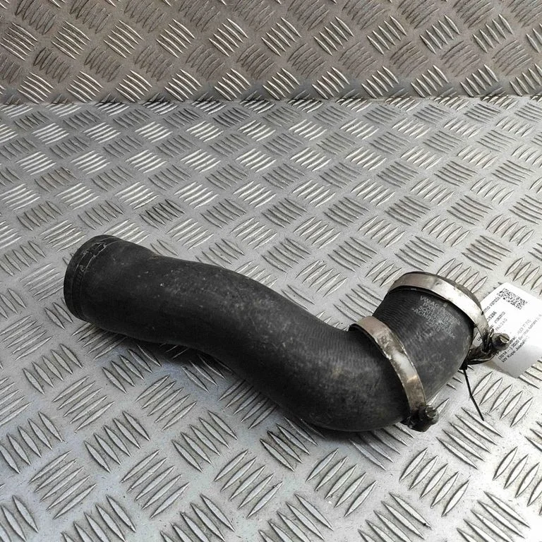 Wąż / rura intercoolera 5Q0145832E