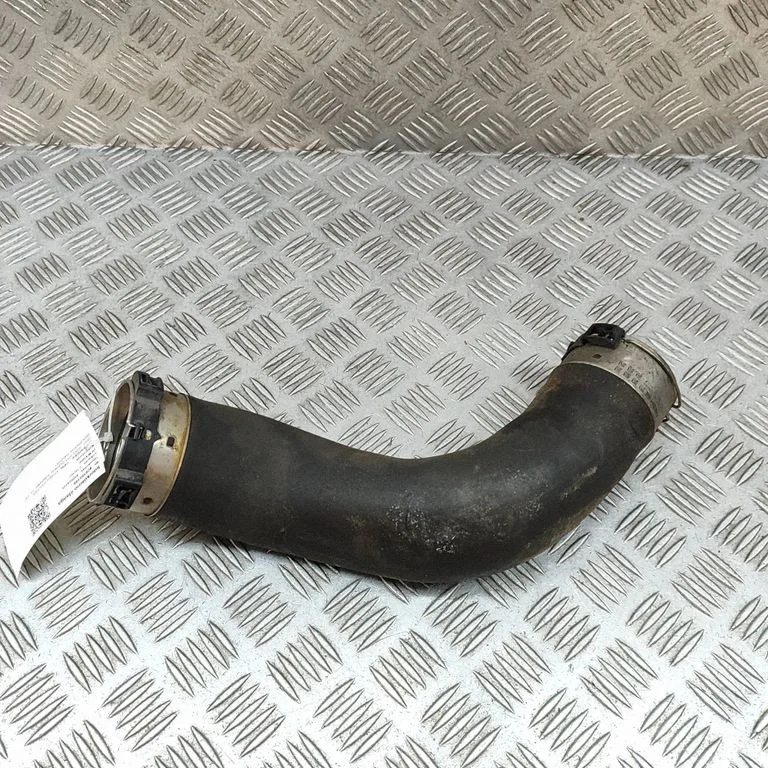Vahejahuti voolik (-ud)/ toru (-d) – BMW 4-seeria F32 F33 (2013-2020)