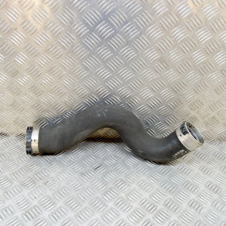 Starpdzesētāja šļūtene (-es)/ caurule (-es) – BMW 3. sērija F30 F35 F31 (2012-2018)