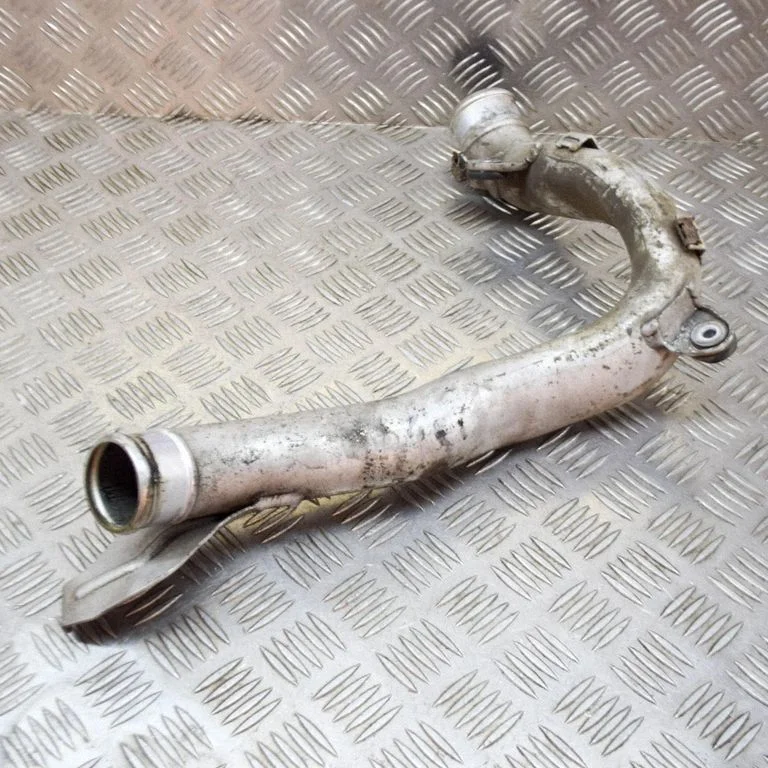 Wąż / rura intercoolera 1K0145840