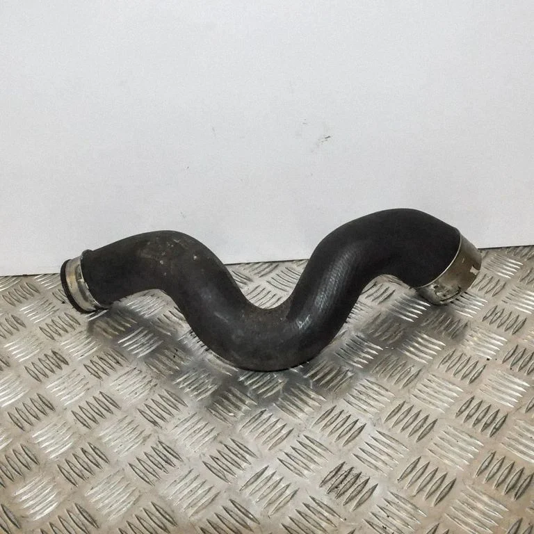 Intercooler hose/pipe – BMW 3 Series E90 E91 (2005-2012)