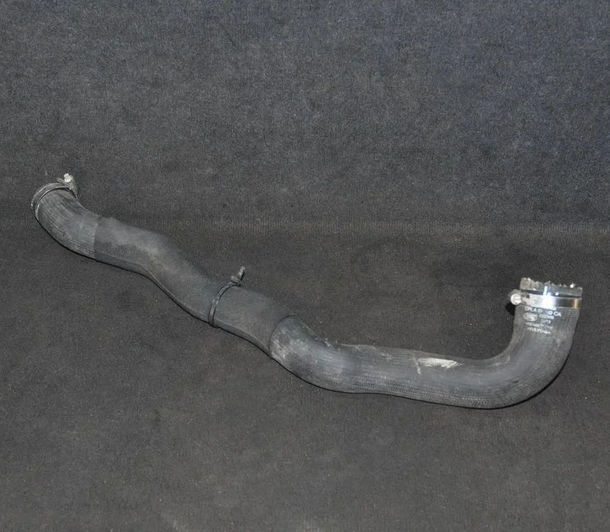 Starpdzesētāja šļūtene (-es)/ caurule (-es) – Land Rover Range Rover L405 (2013-2021)