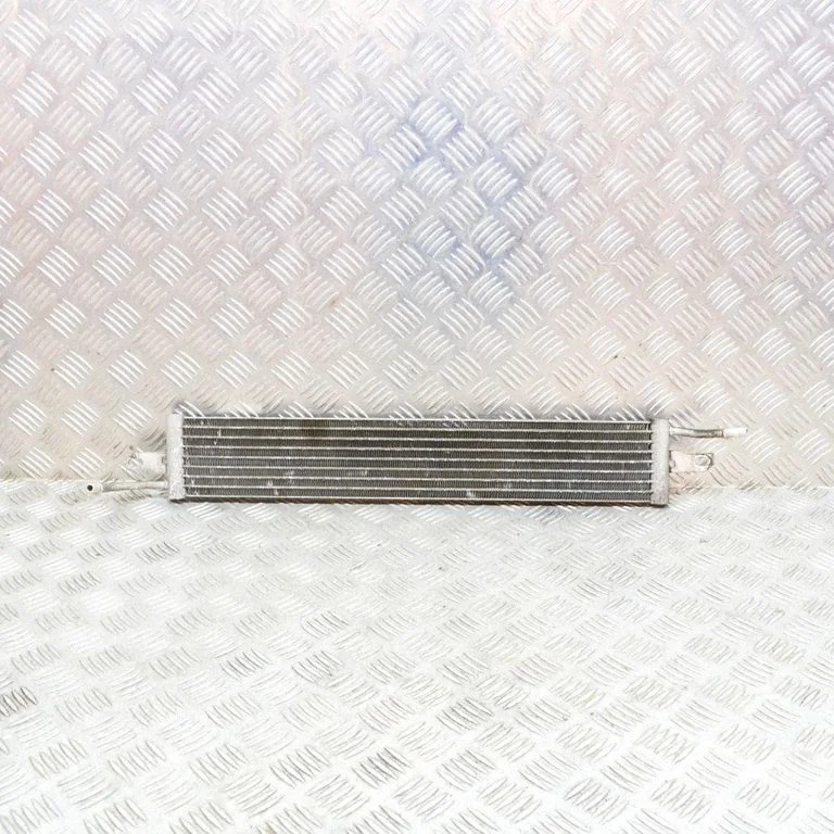 Transmisijas eļļas dzesētājs 7H329N103AC