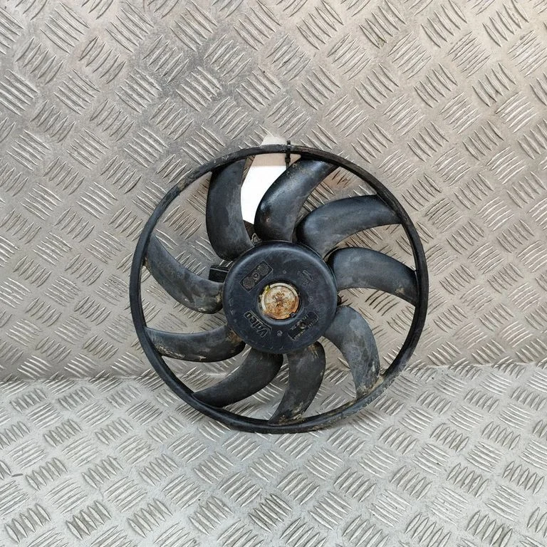 Ventilaatori tiivik 8K0959455Q – Audi A7 S7 4G (2011-2017)