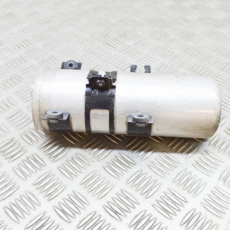 Air conditioning (A/C) air dryer 924795SH0B