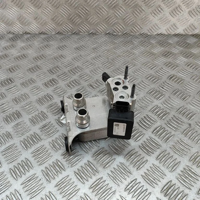 Air conditioning (A/C) air dryer A2938301601