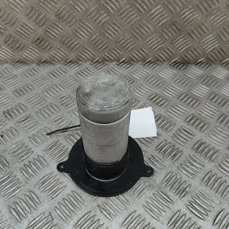 Air conditioning (A/C) air dryer 8379523