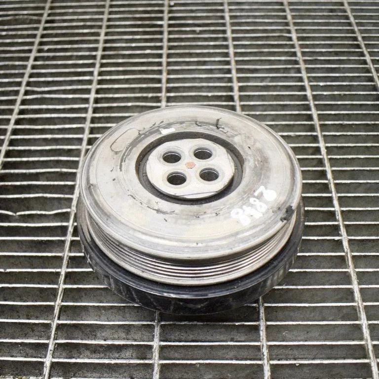 Crankshaft pulley – Mercedes-Benz CLS-Class C218 X218 (2011-2017)