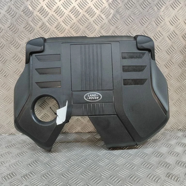 Engine cover (trim) J8A26A949AD