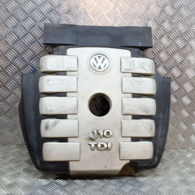 Engine cover (trim) 07Z103935G
