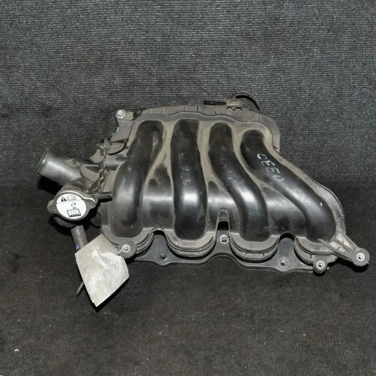 Intake manifold – KIA Ceed (2006-2012)