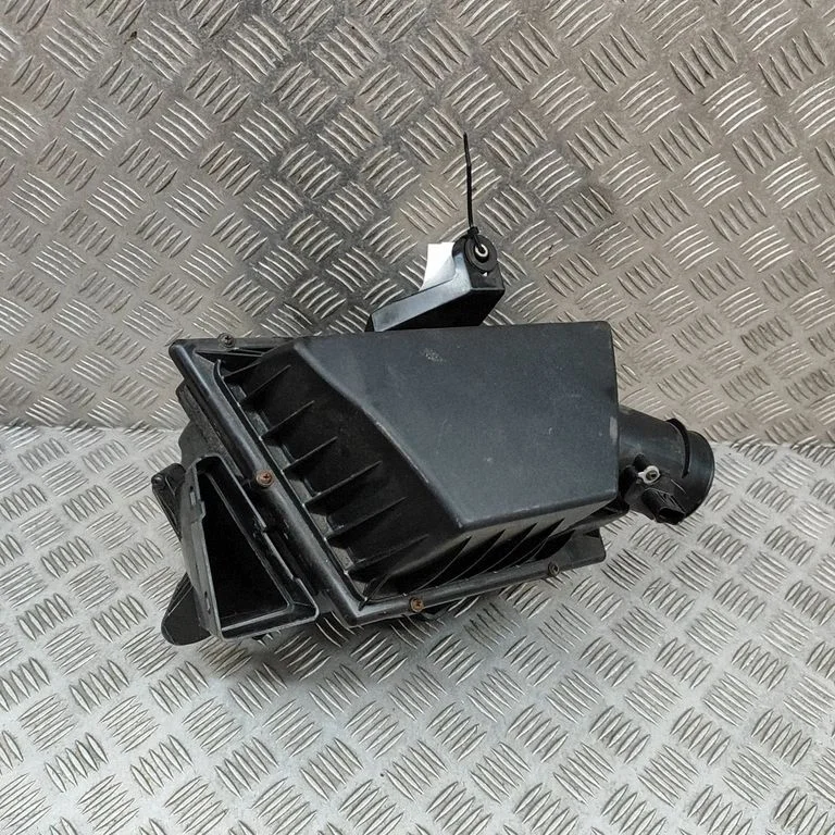 Gaisa filtra korpuss – Land Rover Range Rover Evoque L538 (2011-2018)