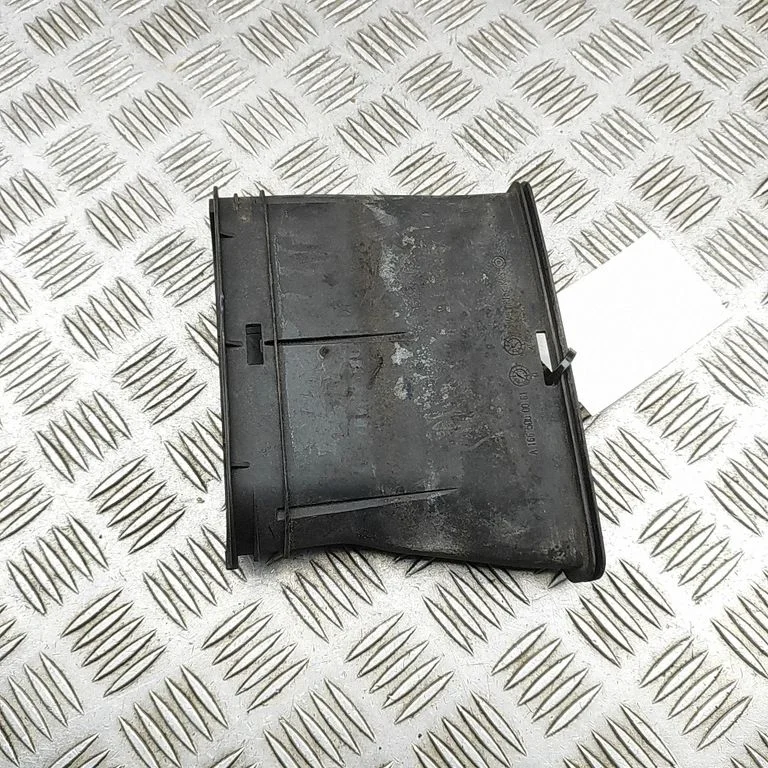 Õhuvõtukanali osa (-d) A1665000061