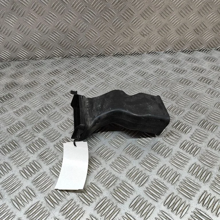 Air intake duct part 9309567