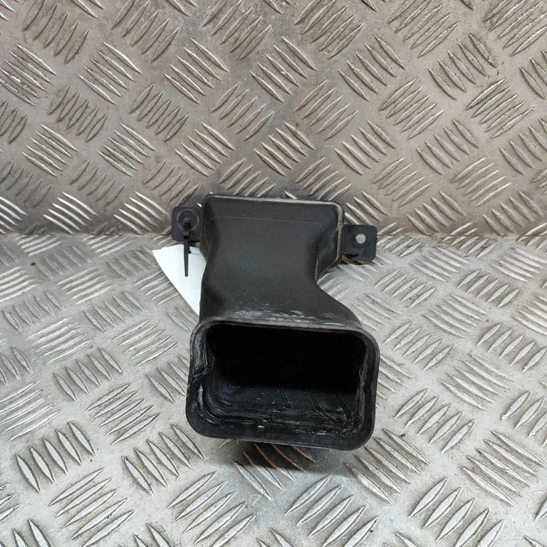Air intake duct part 9309567