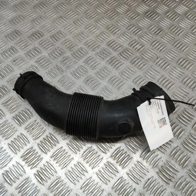 Gaisa ieplūdes kanāla detaļa (-as) – Porsche Cayenne (92A) (2010-2017)