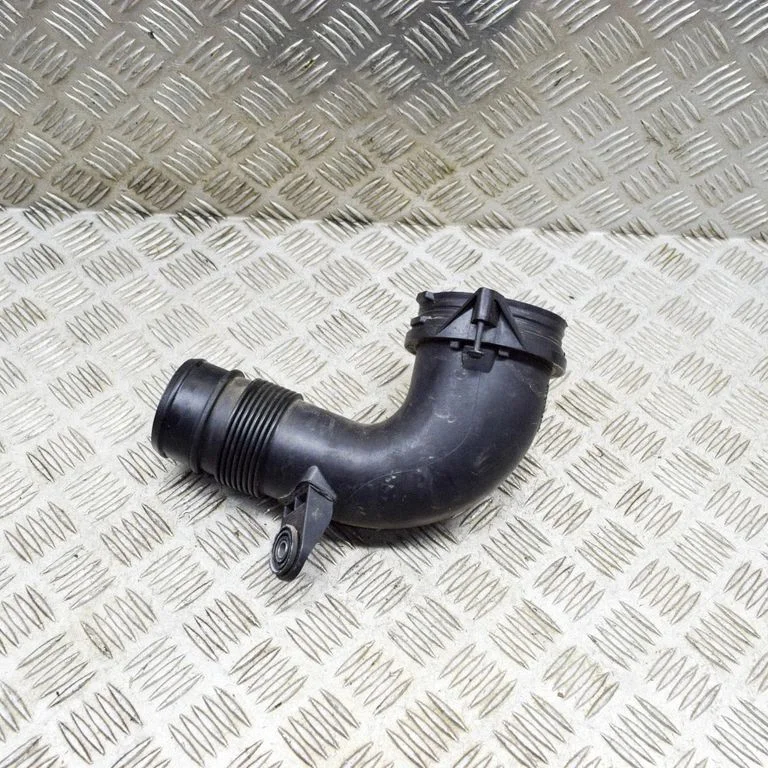Air intake duct part 4H0129629B – Audi A8 S8 D4 4H (2010-2016)