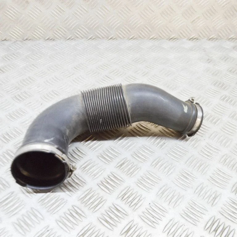 Air intake duct part – Audi Q7 4L (2005-2015)