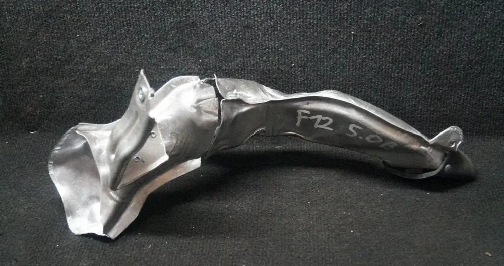 Air intake duct part – BMW 6 Series F12 F13 (2010-2018)