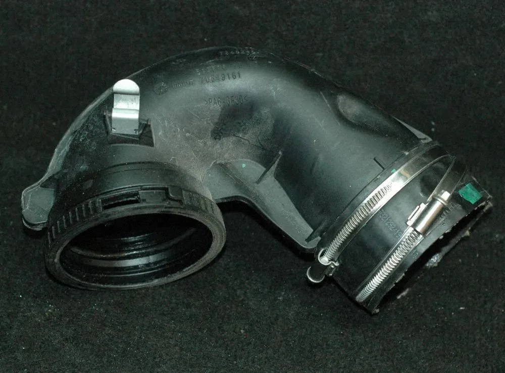 Air intake duct part – BMW Series 4 M4 F82 F83 (2014-2020)