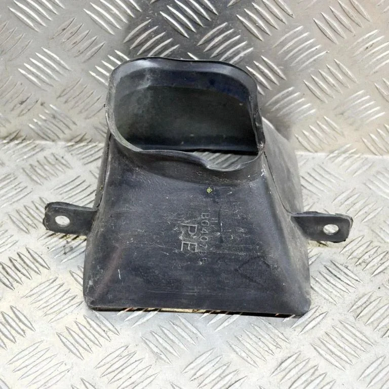 Õhuvõtukanali osa (-d) B640795
