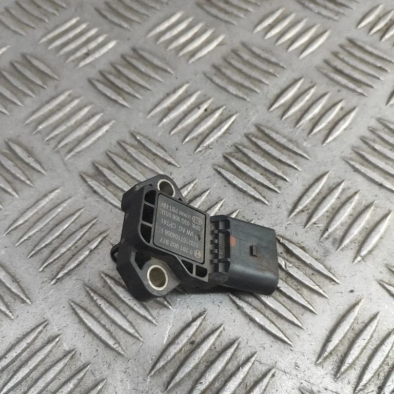 Gaisa spiediena devējs 03G906051E