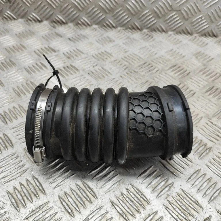 Air intake hose/pipe 32325462