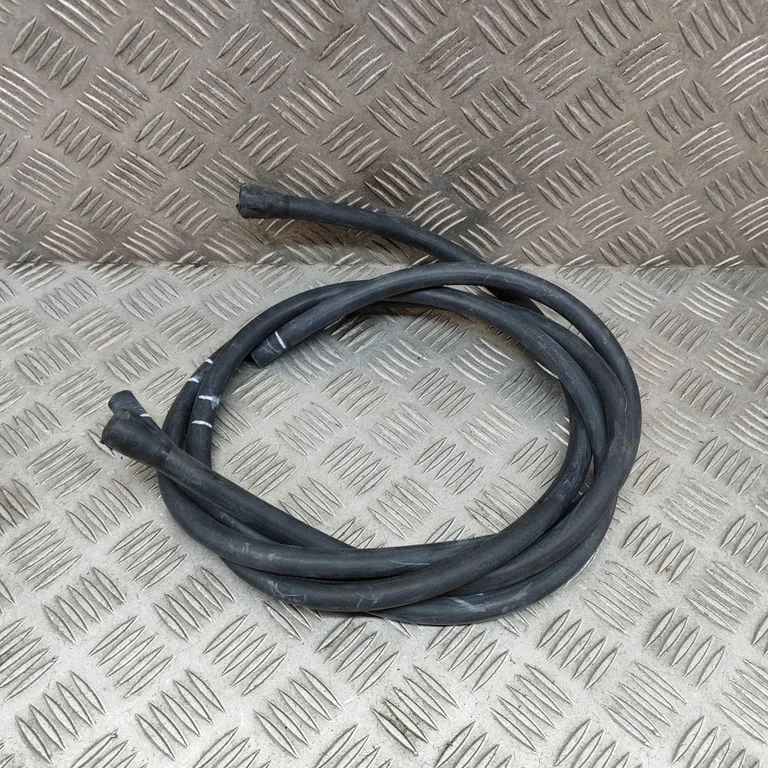 Šļūtene (-es)/ caurule (-es) 97056430301
