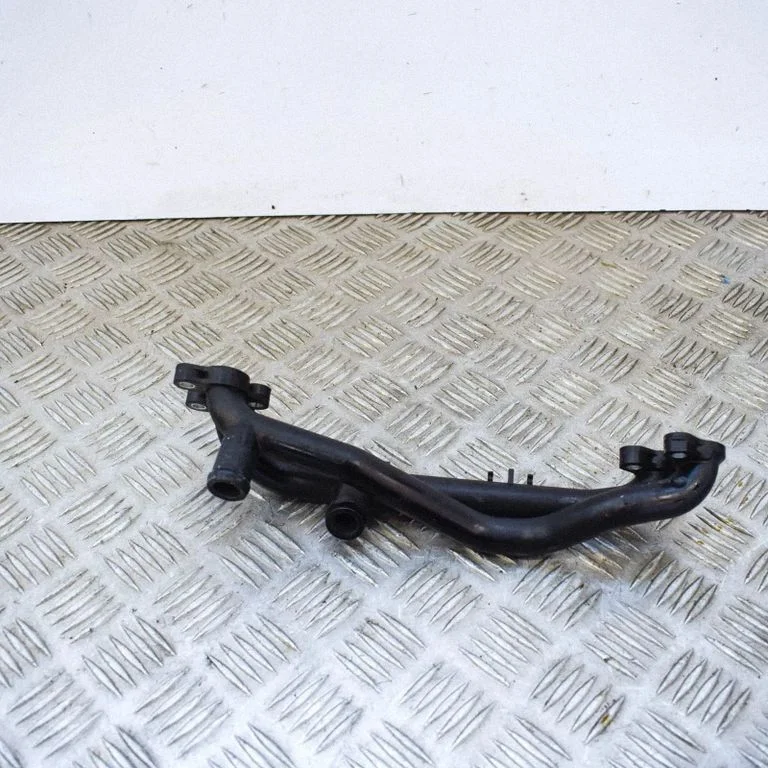 Air intake hose/pipe – Audi A4 Allroad B8 (2008-2016)
