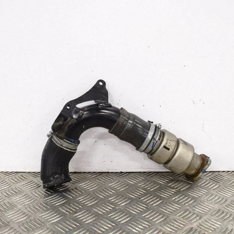 Air intake hose/pipe – Volvo V40 (2012-2019)