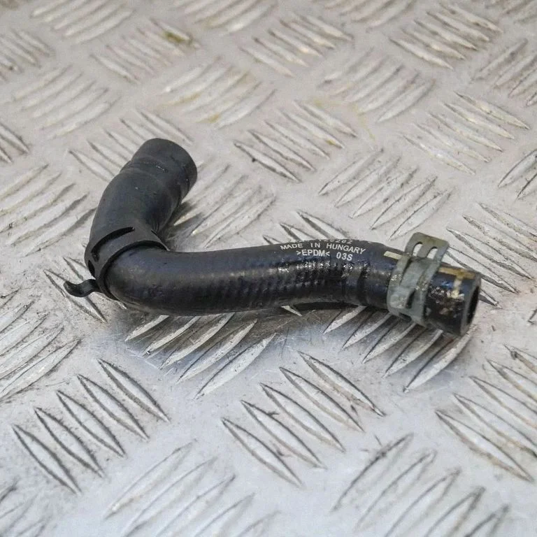Air intake hose/pipe – Volkswagen Touareg II (2010-2018)