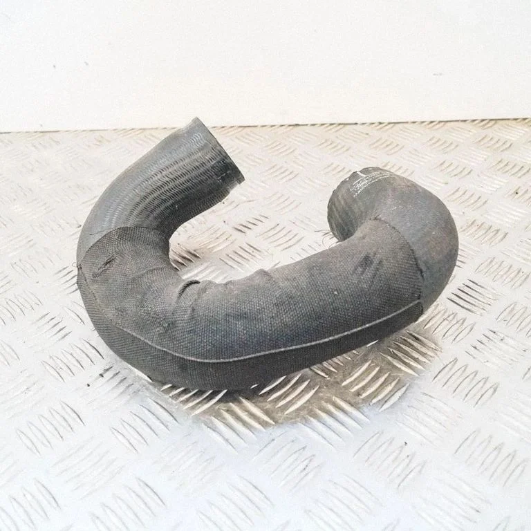 Air intake hose/pipe – Land Rover Range Rover L405 (2013-2021)