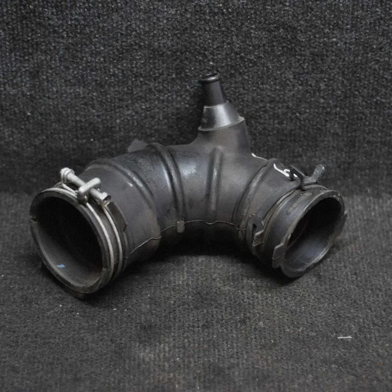 Šļūtene (-es)/ caurule (-es) – Toyota RAV 4 (XA20) (2000-2005)