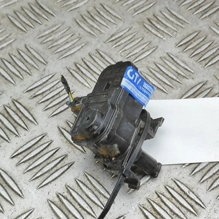 Fuel tank cap lock 9D502003
