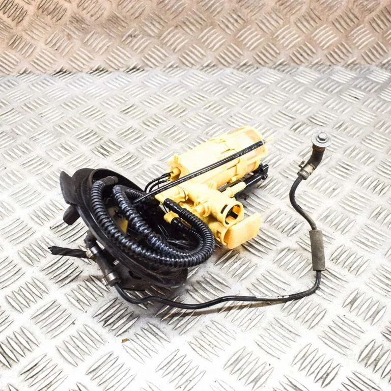 In-tank fuel pump – Mercedes-Benz C-Class W205 (2014-2021)