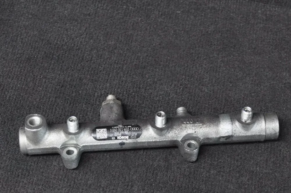 Degvielas maģistrālā caurule – Audi A6 Allroad C5 (1999-2005)