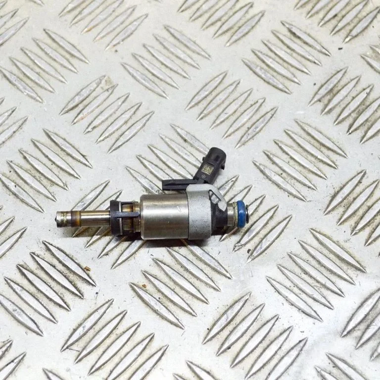 Fuel injector – Audi A5 Sportback 8TA (2009-2016)