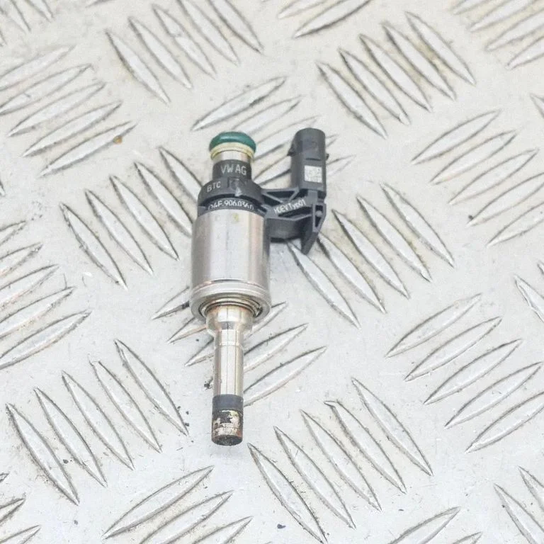 Fuel injector – Skoda Yeti (5L) (2009-2017)