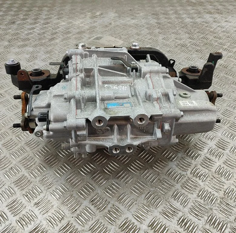 Dzinējs G105028041