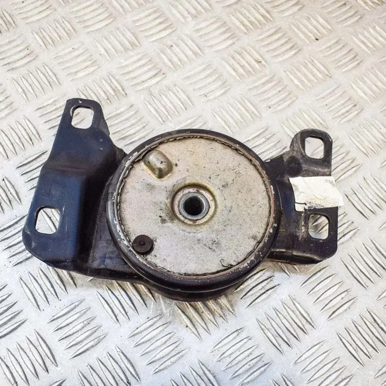 Dzinēja spilvens 5N517M121KD