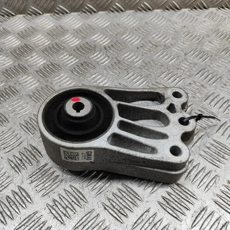 Dzinēja spilvens 217A0GI000