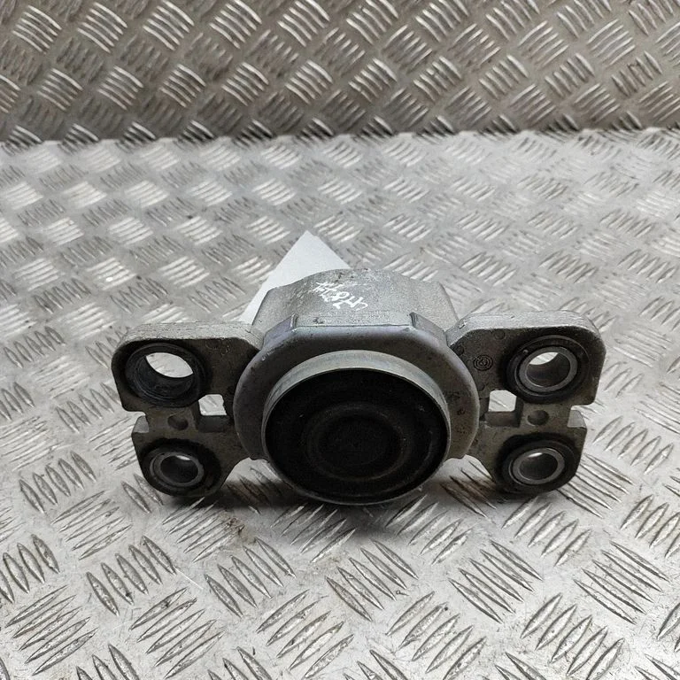Mootoripadi EJ327M121AD