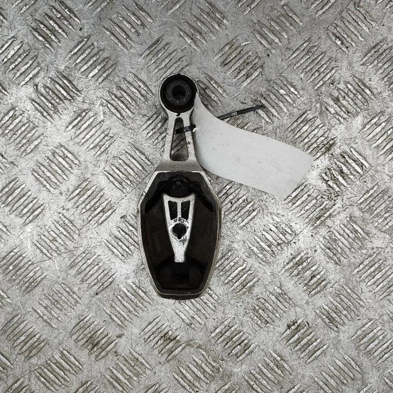 Dzinēja spilvens 9815650580
